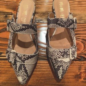 Snakeskin cut out mules